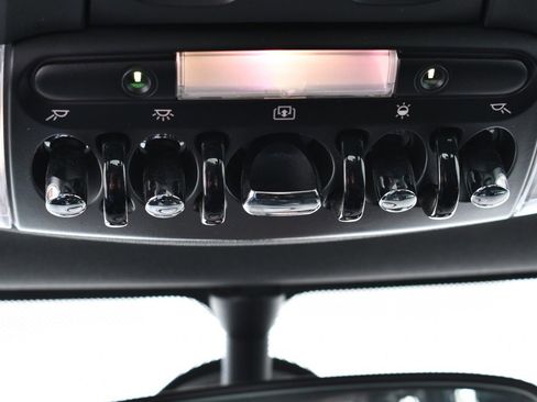 Used 2014 MINI Cooper S image 34