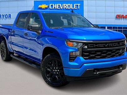 New 2026 Chevrolet Silverado 1500 Custom w/ Turbomax Blackout Package