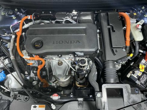 Used 2025 Honda Accord Touring image 9