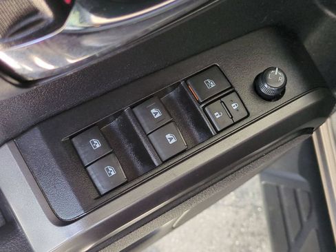 Used 2023 Toyota Tacoma TRD Sport AWD/4WD image 25