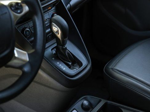 Used 2023 Ford Transit Connect XL image 26