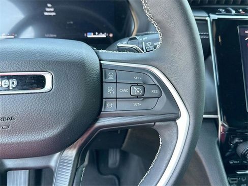 Certified 2024 Jeep Grand Cherokee L Altitude image 27