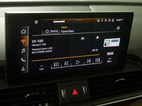 Used 2023 Audi Q5 2.0T Premium w/ Convenience Package image 22