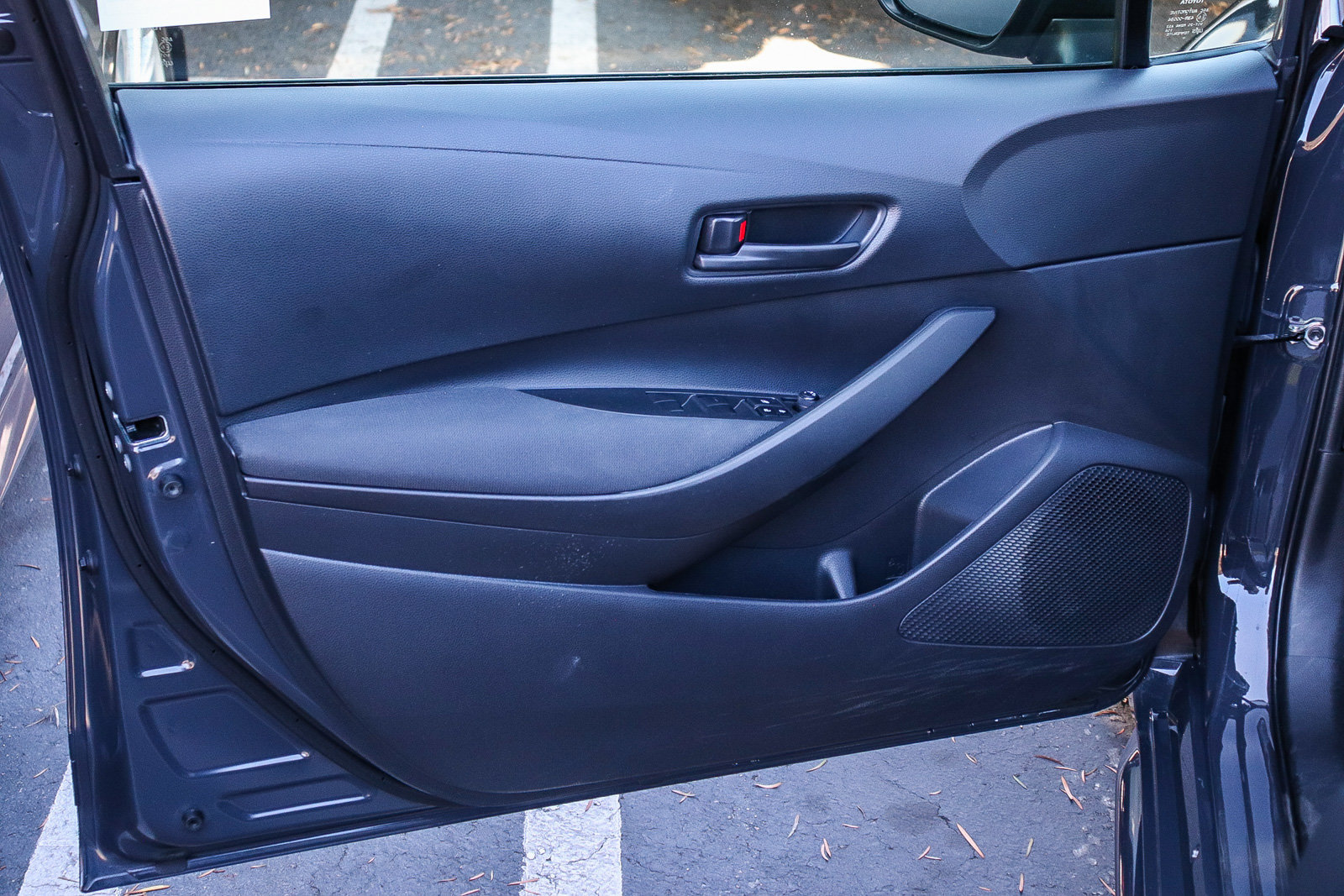Certified 2023 Toyota Corolla LE w/ Carpet Mat Package (TMS) FWD image 22