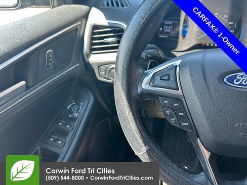 Used 2022 Ford Edge SEL w/ Convenience Package AWD/4WD image 12