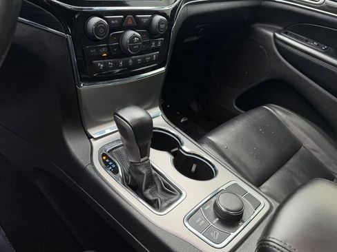 Used 2021 Jeep Grand Cherokee Limited AWD/4WD image 27