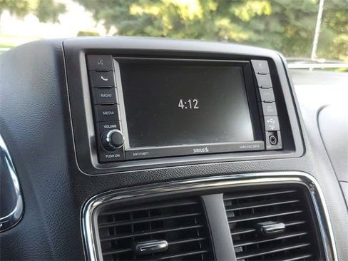 Used 2018 Dodge Grand Caravan GT FWD image 16