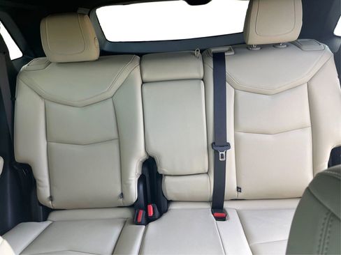Used 2018 Cadillac XT5 FWD image 14