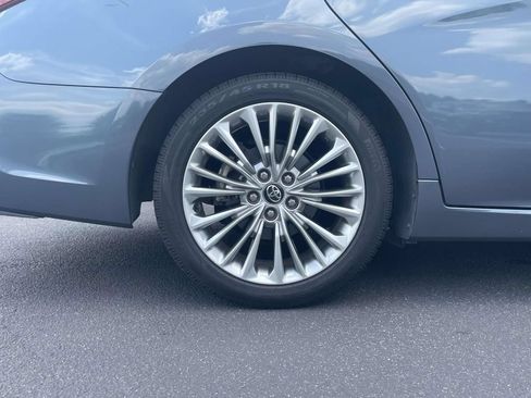 Used 2020 Toyota Avalon Limited w/ Advanced Safety Package FWD image 9