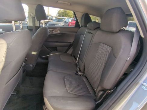 Used 2024 Kia Sportage LX image 15