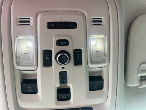Used 2023 GMC Yukon Denali w/ Max Trailering Package AWD/4WD image 19