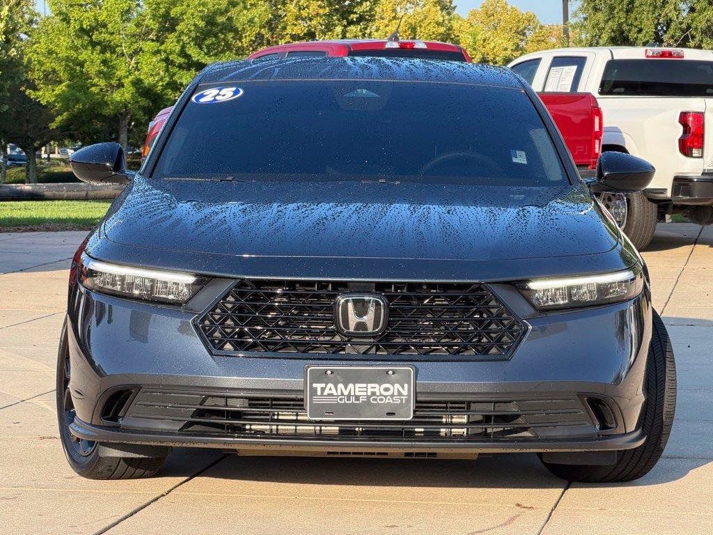 Certified 2025 Honda Accord SE image 2