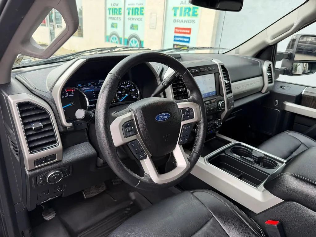 Used 2021 Ford F350 Lariat AWD/4WD image 27