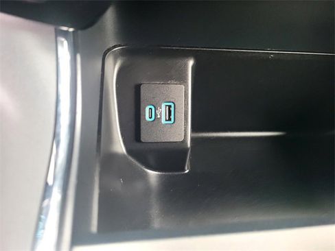 Used 2024 Ford F150 XLT w/ Mobile Office Package image 19