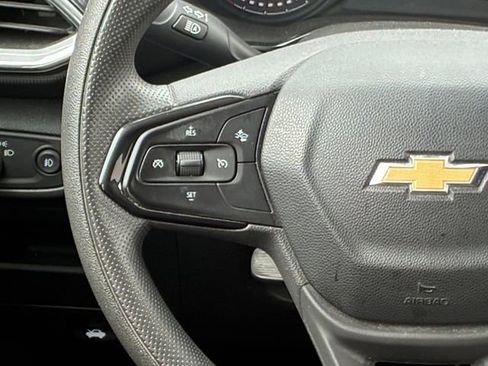 Used 2023 Chevrolet TrailBlazer LT FWD image 22