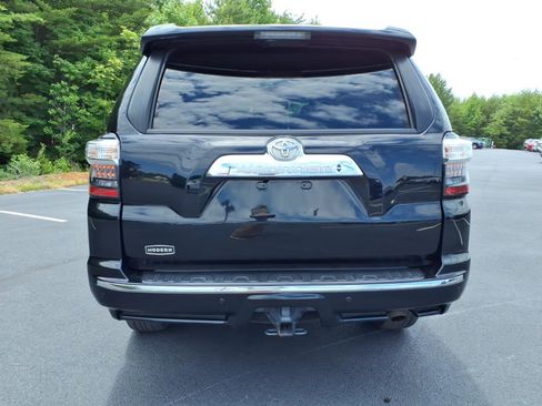 Used 2022 Toyota 4Runner Limited AWD/4WD image 4