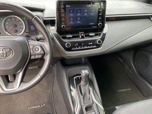 Used 2021 Toyota Corolla SE w/ Special Edition image 25