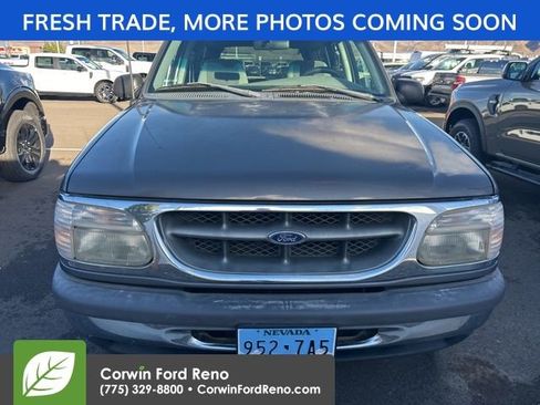 Used 1998 Ford Explorer XLT image 2