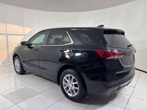 Used 2023 Chevrolet Equinox LT image 3