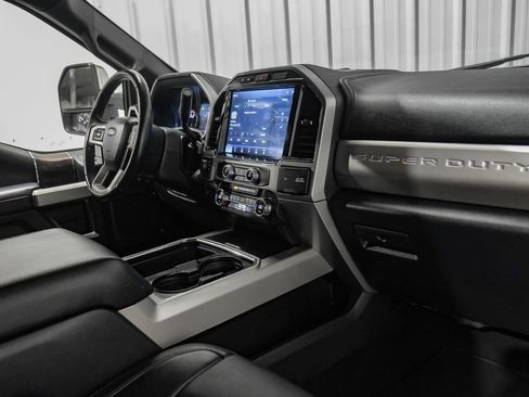 Used 2022 Ford F250 Lariat w/ Lariat Ultimate Package image 13