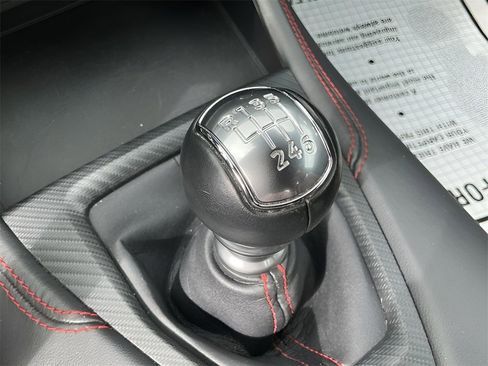 Certified 2025 Ford Mustang GT Premium image 33