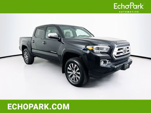 Used 2021 Toyota Tacoma Limited image 1