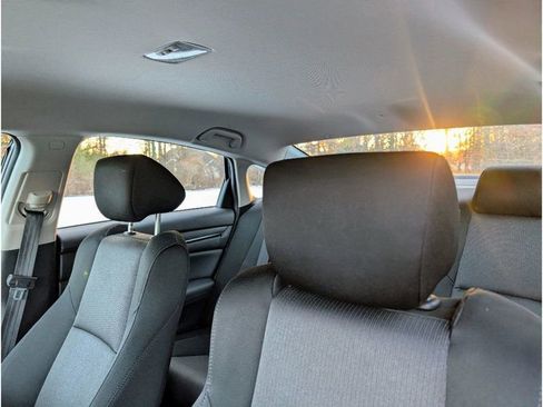 Used 2021 Honda Accord LX image 15