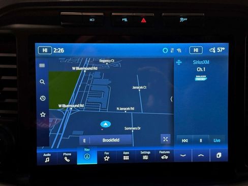 Used 2022 Ford F150 Lariat w/ Equipment Group 502A High image 6