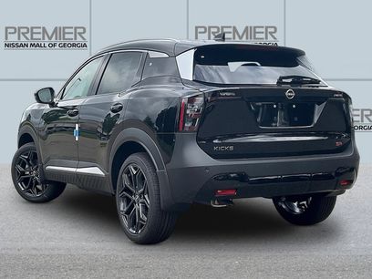 New 2026 Nissan Kicks SR