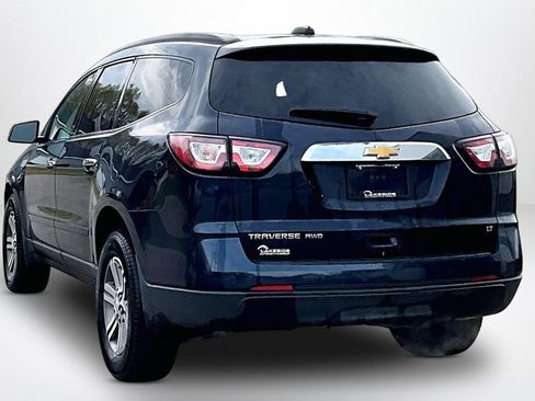 Used 2017 Chevrolet Traverse LT AWD/4WD image 4