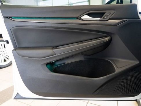 Used 2022 Volkswagen GTI SE image 22