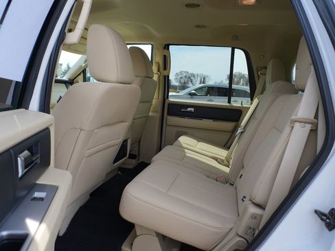 Used 2015 Ford Expedition XL image 18