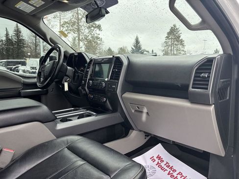 Used 2017 Ford F150 XLT w/ Equipment Group 302A Luxury image 20