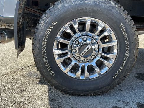 Used 2021 Ford F250 Lariat w/ Chrome Package image 59