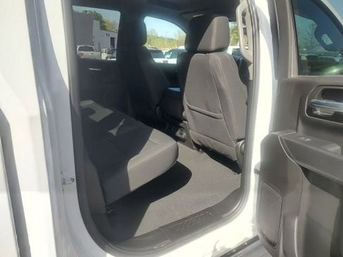 Used 2024 Chevrolet Silverado 1500 Custom image 16