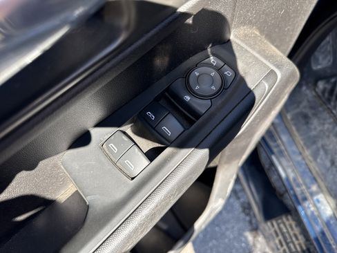 Used 2022 Chevrolet Silverado 1500 Custom image 14