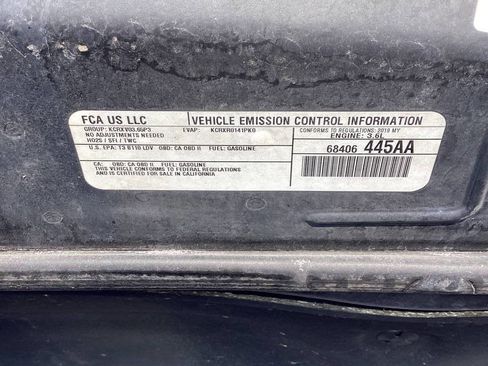 Used 2019 Dodge Charger SXT w/ Blacktop Package image 29