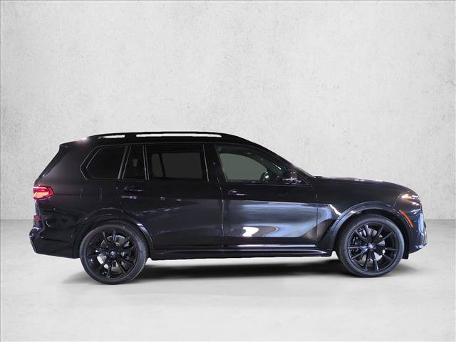 Used 2026 BMW X7 xDrive40i w/ M Sport Package AWD/4WD image 4