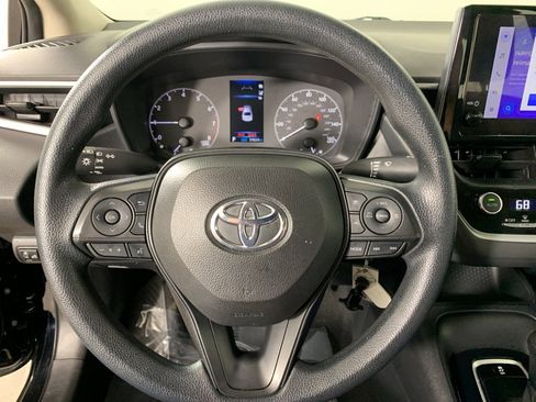 Used 2023 Toyota Corolla LE image 20