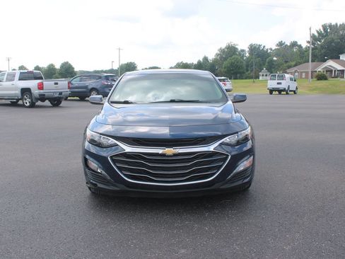 Used 2022 Chevrolet Malibu LT FWD image 3