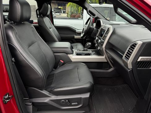 Used 2016 Ford F150 Lariat w/ Equipment Group 502A Luxury AWD/4WD image 16