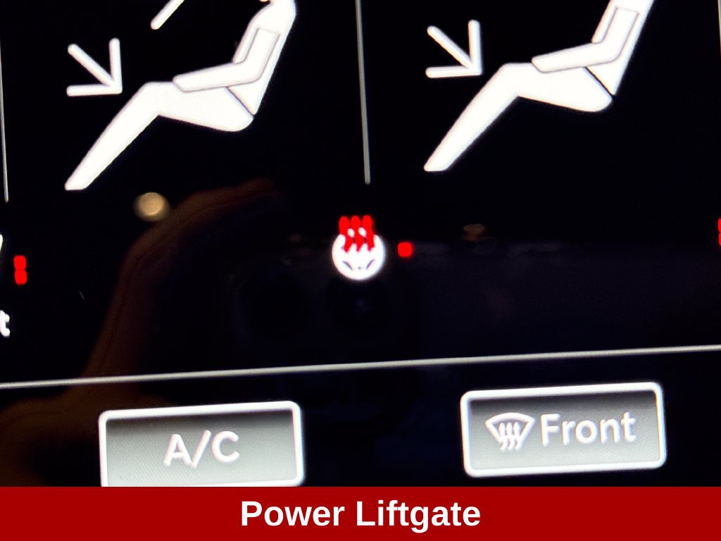 Used 2023 Chrysler Pacifica Touring-L FWD image 17
