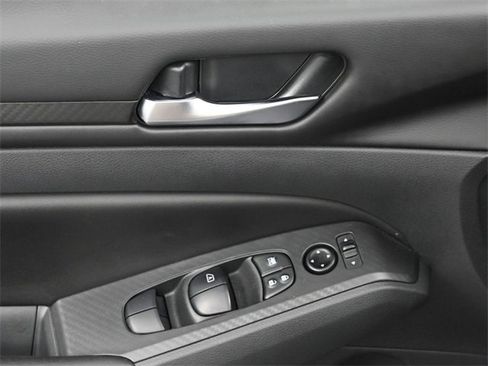 Used 2022 Nissan Altima 2.5 S w/ Driver Assist Package image 10