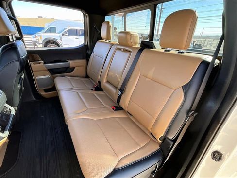 Used 2022 Ford F150 Lariat w/ Equipment Group 502A High image 19