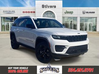 New 2025 Jeep Grand Cherokee Laredo video 1