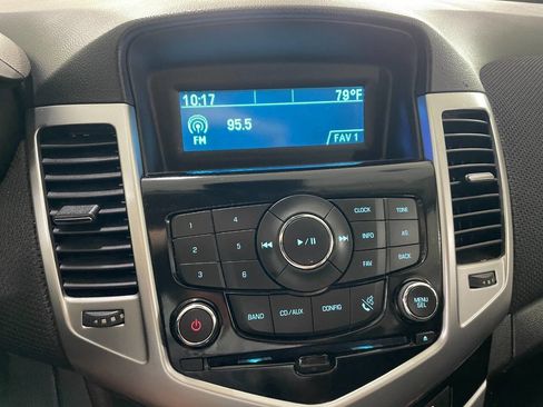 Used 2016 Chevrolet Cruze LT image 30