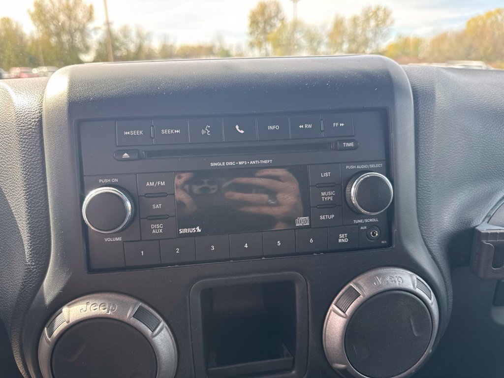 Used 2012 Jeep Wrangler Sport w/ Connectivity Group AWD/4WD image 20