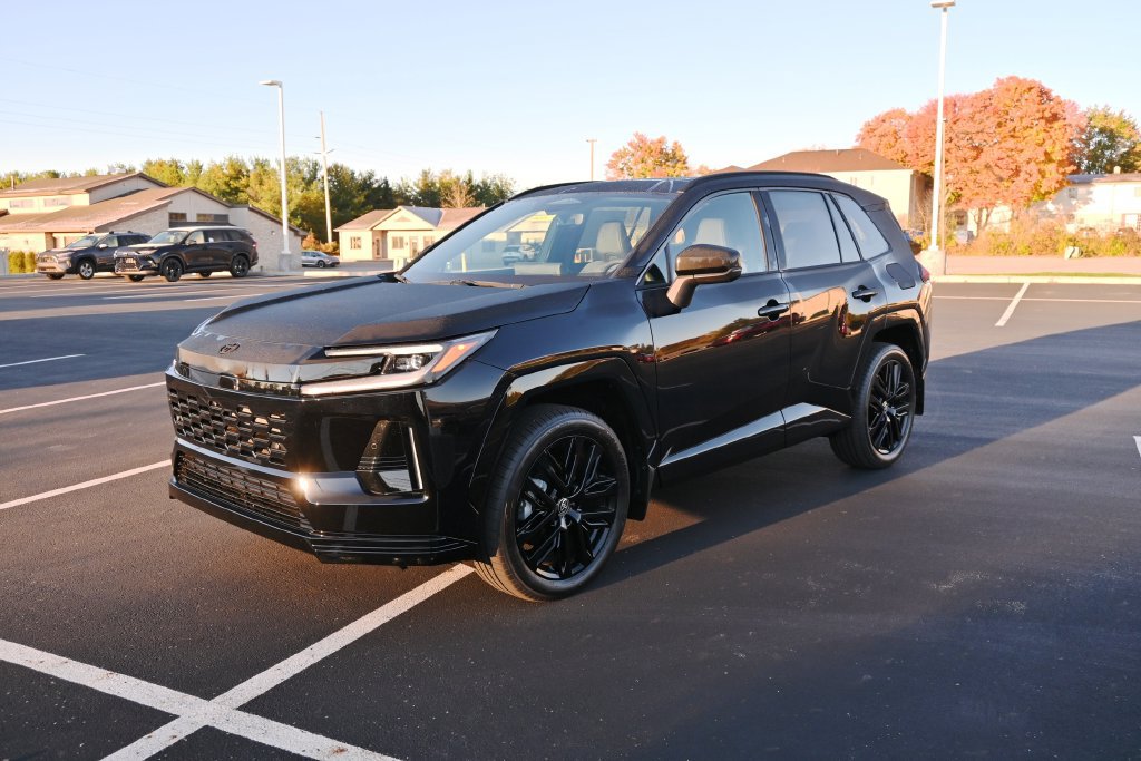 New 2026 Toyota RAV4 XSE AWD/4WD image 2