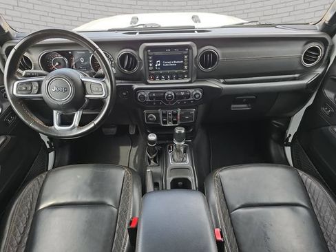 Used 2022 Jeep Gladiator Overland AWD/4WD image 9