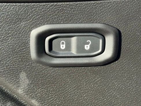 New 2026 Jeep Gladiator Sport AWD/4WD image 11